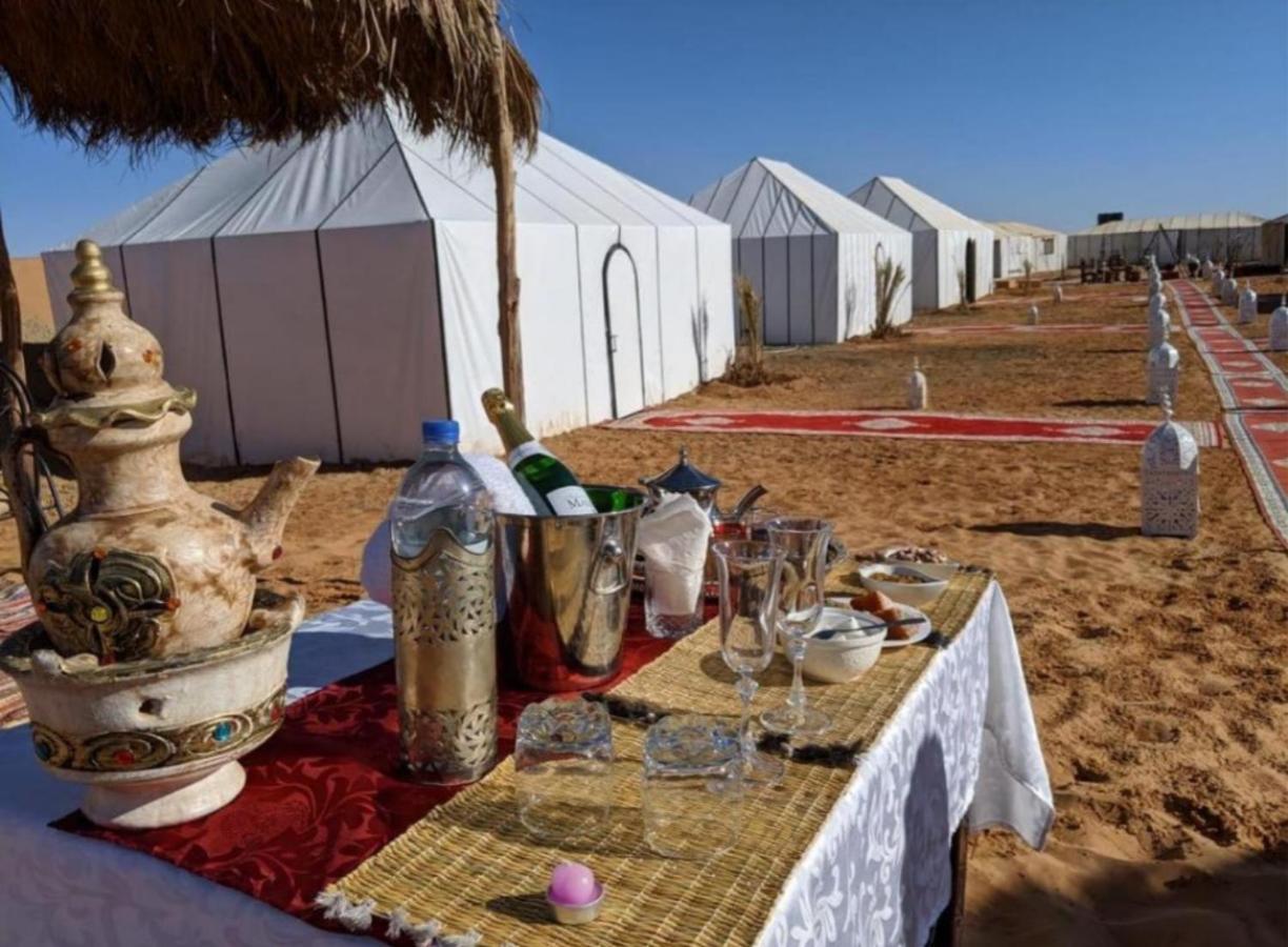 Desert Berber Fire Camp Merzouga Bagian luar foto