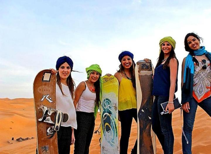 Desert Berber Fire Camp Merzouga Bagian luar foto