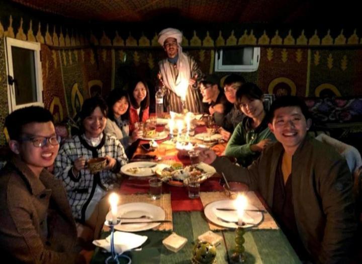 Desert Berber Fire Camp Merzouga Bagian luar foto