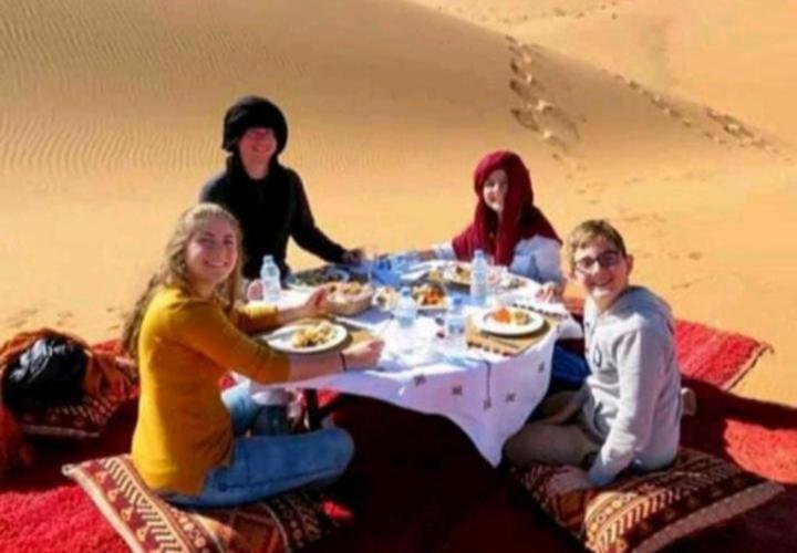 Desert Berber Fire Camp Merzouga Bagian luar foto