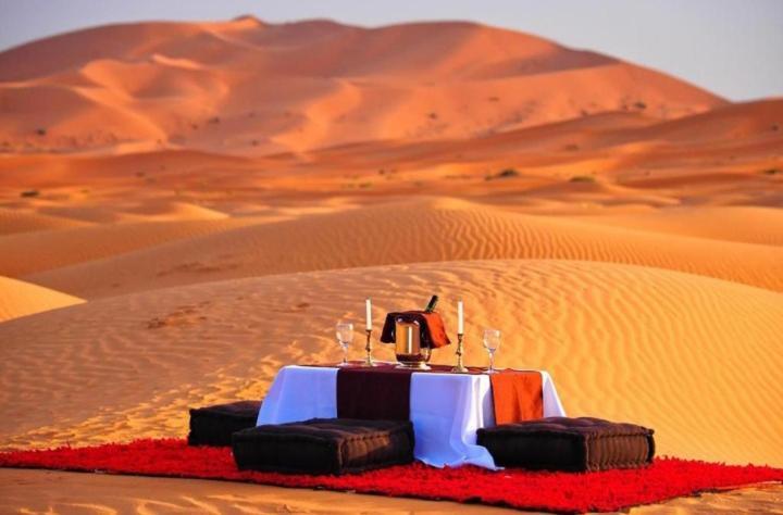 Desert Berber Fire Camp Merzouga Bagian luar foto