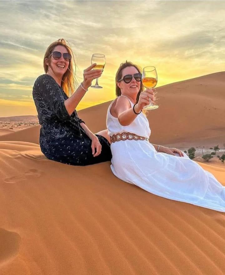 Desert Berber Fire Camp Merzouga Bagian luar foto